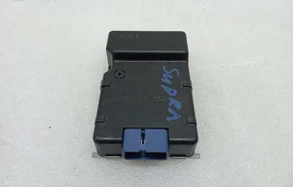 Toyota Supra A80 Keyless (KESSY) go control unit/module 0819000210