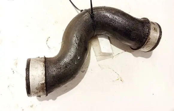 Intercooler hose/pipe