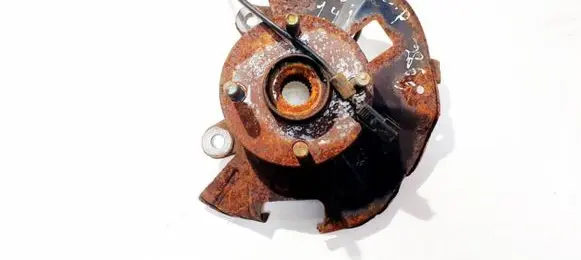Mazda 2 Front wheel hub