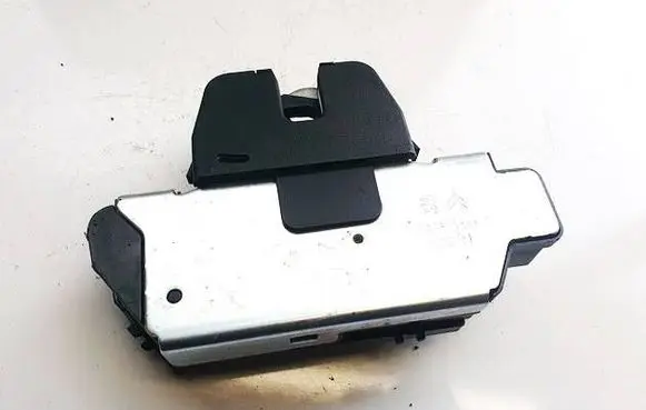 Tailgate/trunk/boot lock/catch/latch