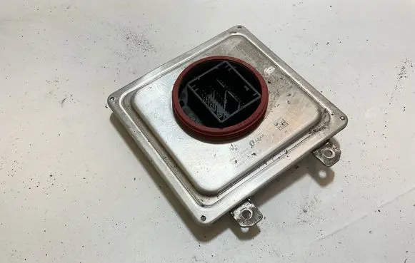 BMW 3 G20 G21 LED ballast control module E061706 000081CE0 23994322