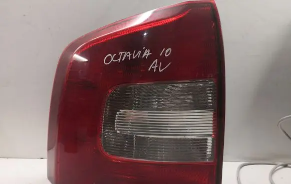 Skoda Octavia Mk2 (1Z) Rear/tail lights