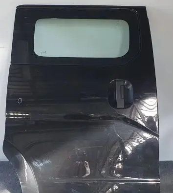 Nissan NV200 Rear door