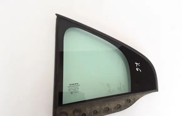 Rear vent window glass