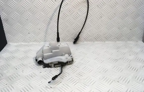 Renault Scenic II - Grand scenic II Front door lock