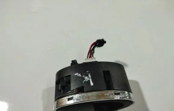 Mercedes-Benz CLS C219 Tailgate opening switch SWF501890
