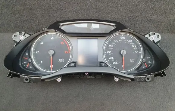 Audi A4 S4 B8 8K Speedometer (instrument cluster) 8K0920980B