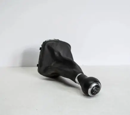 Audi A1 Gear lever shifter trim leather/knob 8P0863279A