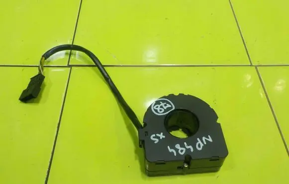 BMW X5 E53 Steering angle sensor 6760232 NP484