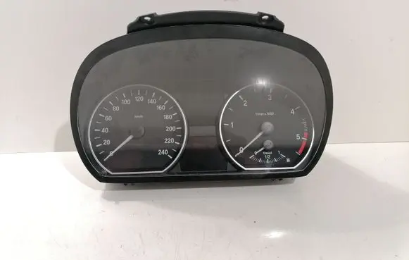 BMW 1 E81 E87 Speedometer (instrument cluster) 102495285 916682102