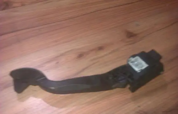 Citroen Berlingo Accelerator throttle pedal 9671416980