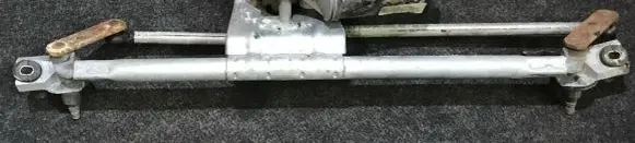 Opel Corsa B Front wiper linkage and motor