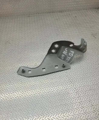 Volkswagen Taigo Fender mounting bracket 2G7821136