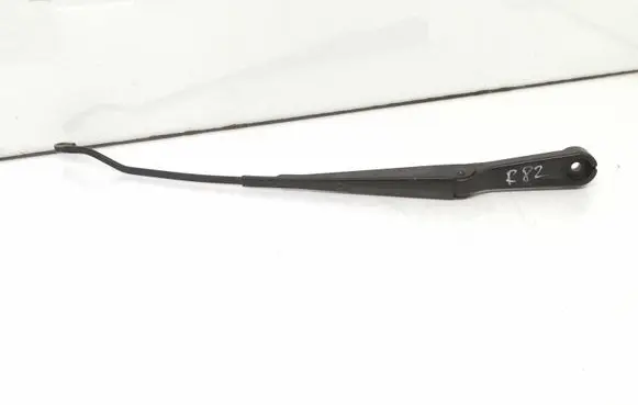 Land Rover Freelander Front wiper blade arm
