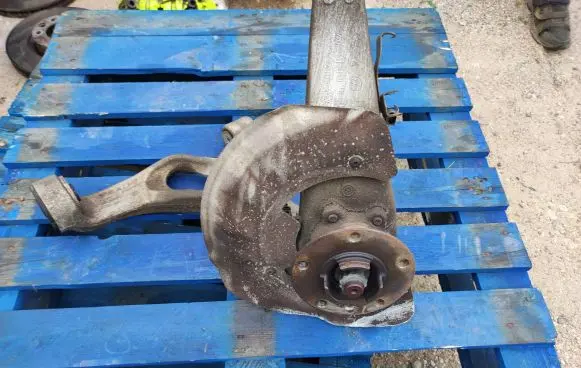 Porsche Cayenne (92A) Front wheel hub spindle knuckle AW6082
