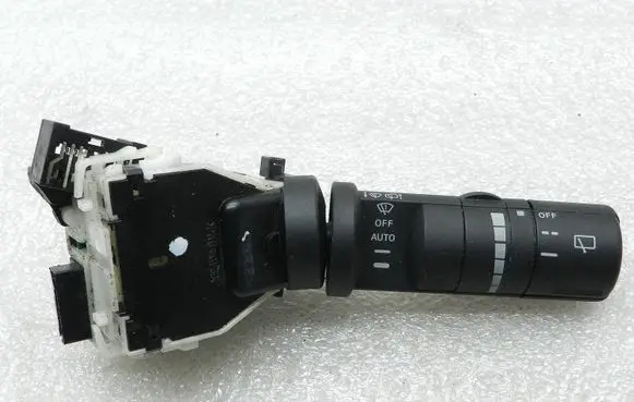 Nissan Qashqai Wiper control stalk 25260JD01A