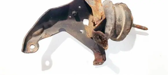 Engine mount bracket