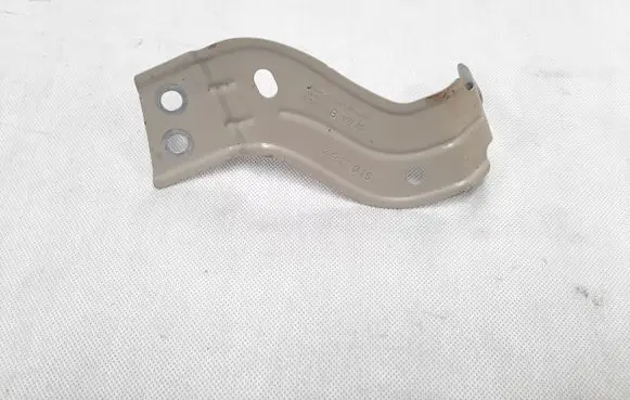 Seat Ateca Fender mounting bracket 575821431B