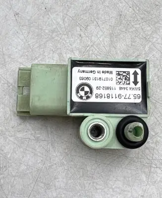 BMW X3 E83 Airbag deployment crash/impact sensor 9118168 65779118168