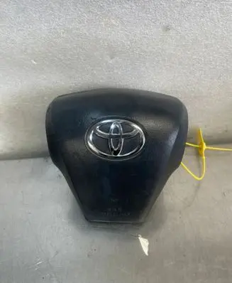 Toyota Auris E180 Trunk lid opening control unit 
