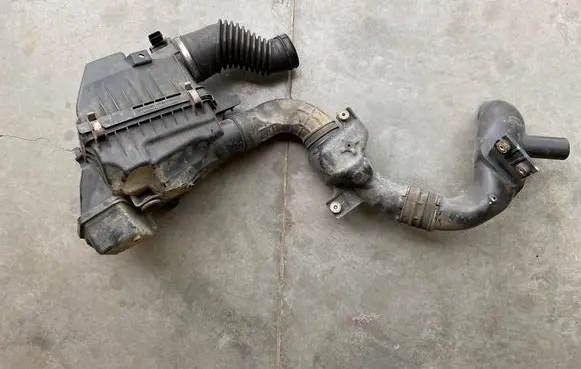 Honda CR-V Air filter box ACC58
