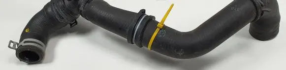 Mercedes-Benz C W205 Engine coolant pipe/hose A2742000300