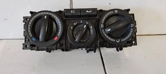 Volkswagen Transporter - Caravelle T5 Climate control unit 7H0820045AM 2158K33 280807