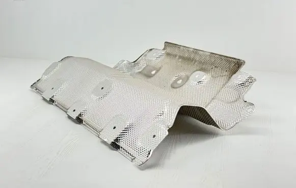 BMW 2 G42 Exhaust heat shield 22669310 5748 8493714