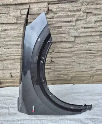 Audi Q2 - Fender 81A821106