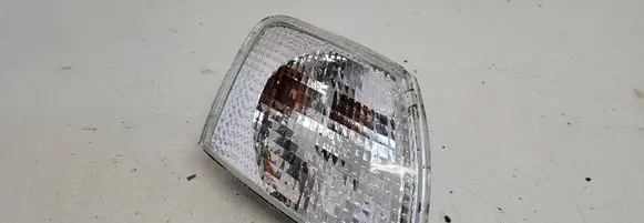 Volkswagen PASSAT B5 Front indicator light
