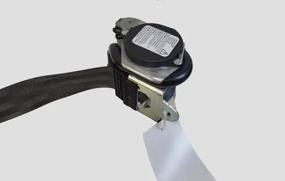 Volvo V40 Rear seatbelt 20022013 619894600