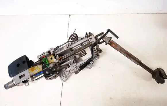 Volkswagen Golf Plus Steering wheel axle 1k1419502s