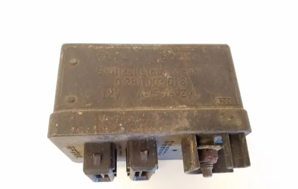 Peugeot 607 Glow plug pre-heat relay 0281003018