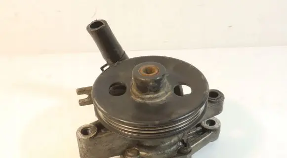 Hyundai Tucson JM Power steering pump 571002E000