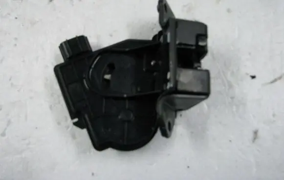 Toyota Auris 150 Tailgate/trunk/boot lock/catch/latch