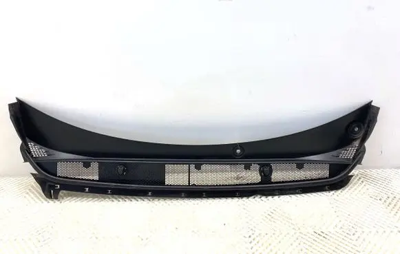 Peugeot 308 SW Wiper trim 98008282XT
