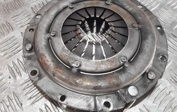 Skoda Fabia Mk1 (6Y) Pressure plate 119012310