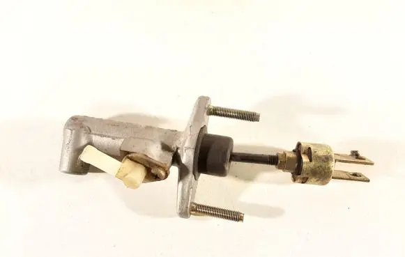 Clutch master cylinder