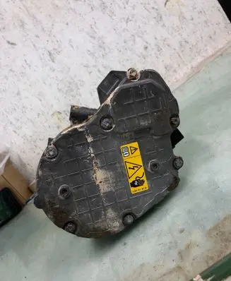 Mercedes-Benz GLC C254 Air conditioning (A/C) compressor (pump) A0008305304