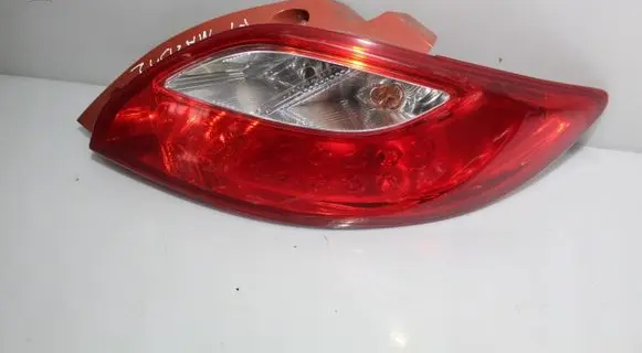Mazda 2 Rear/tail lights