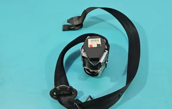 Audi A3 S3 8P Front seatbelt 8P4857705B IMPRK1554622