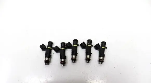 Volvo S60 Fuel injectors set 30757534