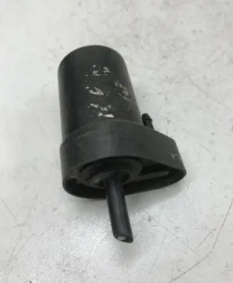 Renault Trafic I Windscreen/windshield washer pump 3950