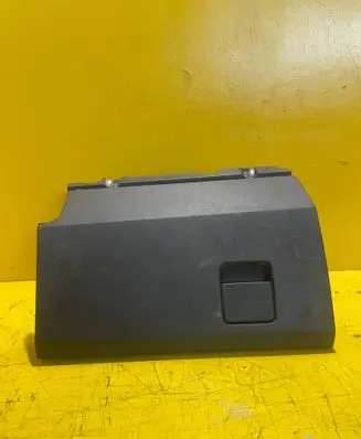 Opel Zafira B Glove box 13150268