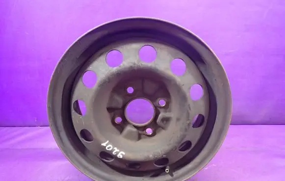 KIA Cerato R15 steel rim 