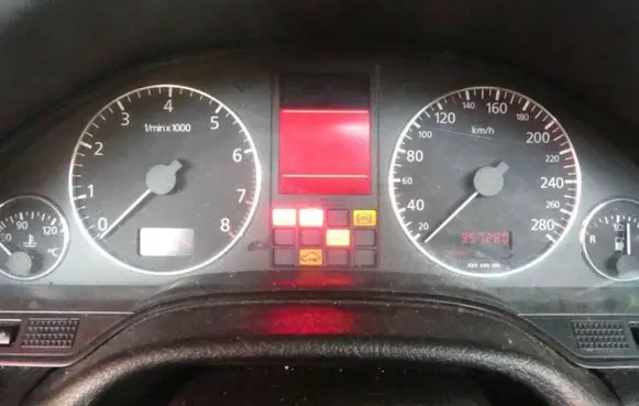 Audi A8 S8 D2 4D Speedometer (instrument cluster) 4D0919033F IMPRK1330556