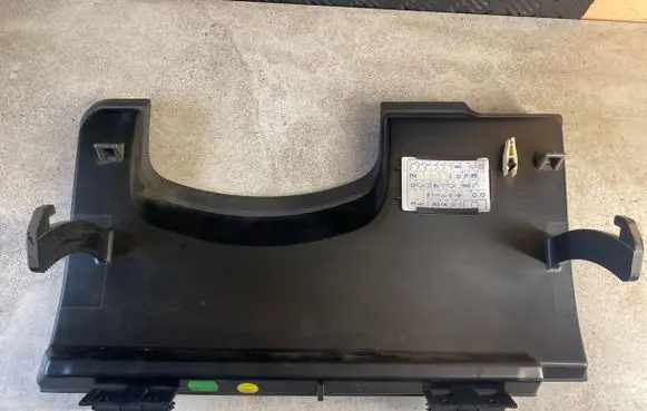 Dashboard lower bottom trim panel
