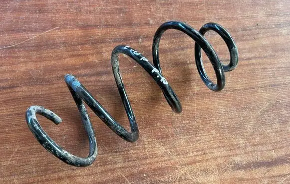 Volkswagen e-Up Front coil spring 6R0411105M