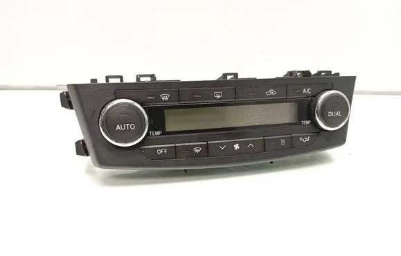 Toyota Avensis T270 Climate control unit 5590005380 T1000767L