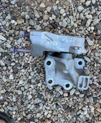 Toyota bZ4X Engine mount bracket FWFE